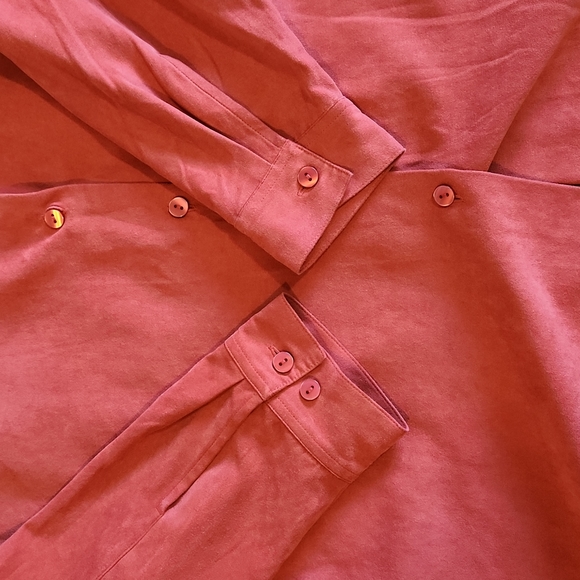 L.L. Bean Rust Orange Supersoft Button Down, XL - Picture 8 of 11